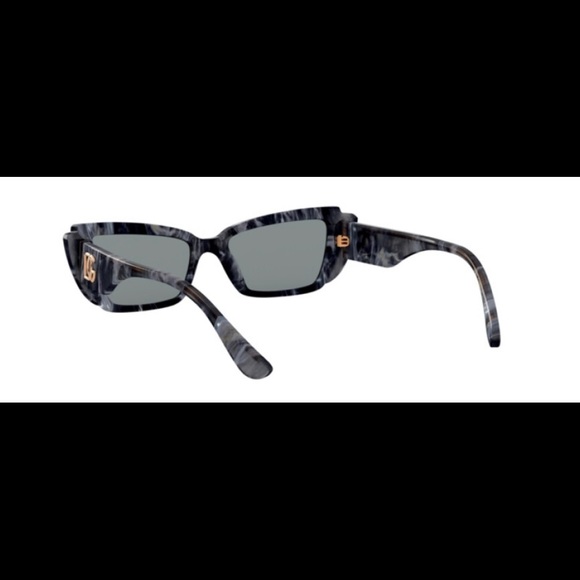 Dolce&Gabbana Authentic Sunglasses
DG4382 3272/87 NEW IN BOX with case 54/17 - Picture 7 of 15